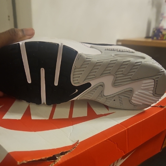 Nike Air Max White and Black Sneakers - Picture 2 of 4